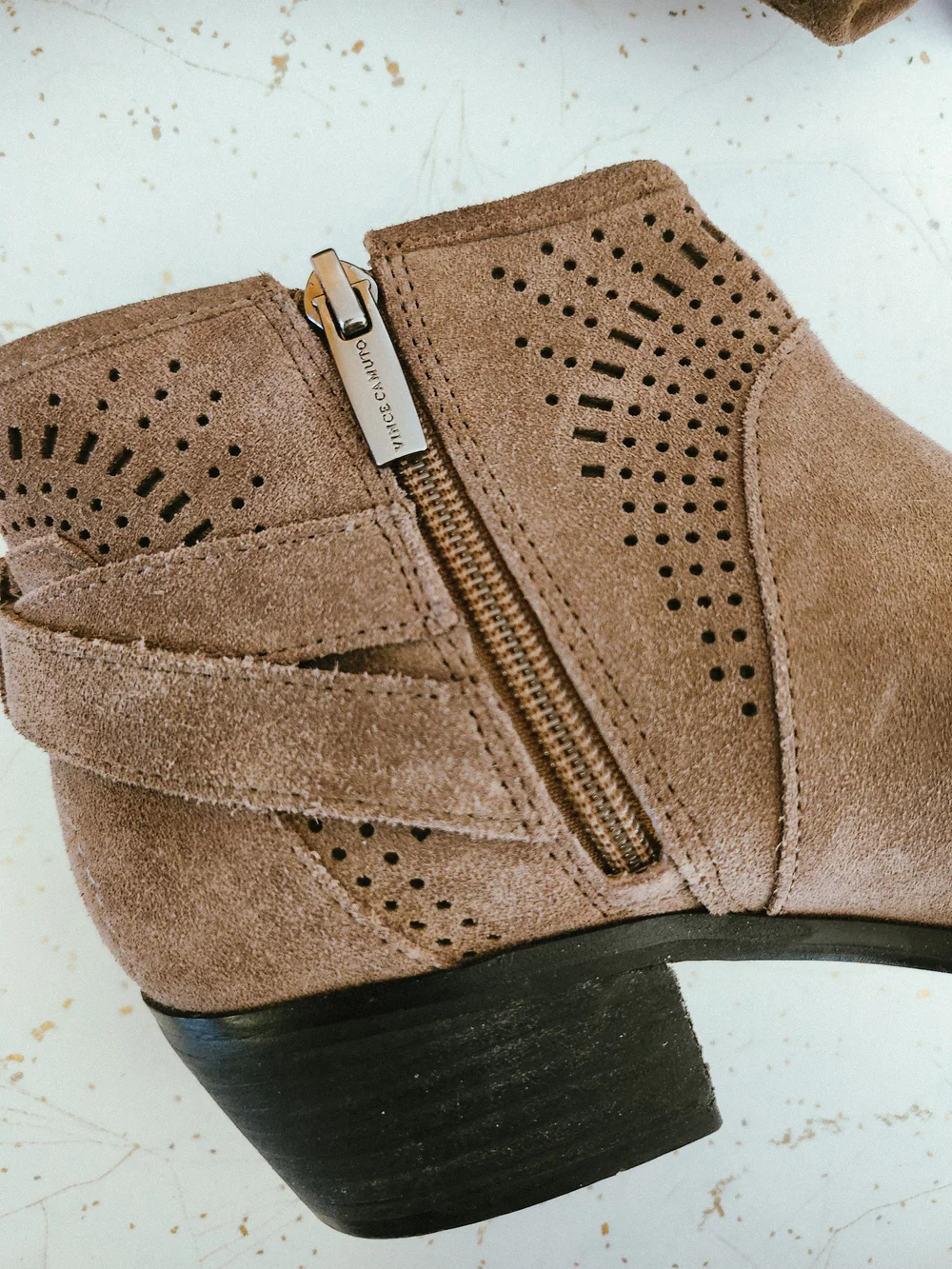 Vince Camuto Prakata Brown Suede Booties Perforated Side Zip Ankle Boots 7.5